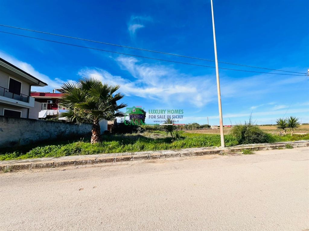 Terreno in Vendita