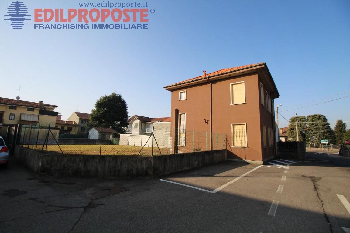 Villa Unifamiliare - Indipendente LAZZATE vendita   Via Galileo Galilei Edilproposte Lazzate