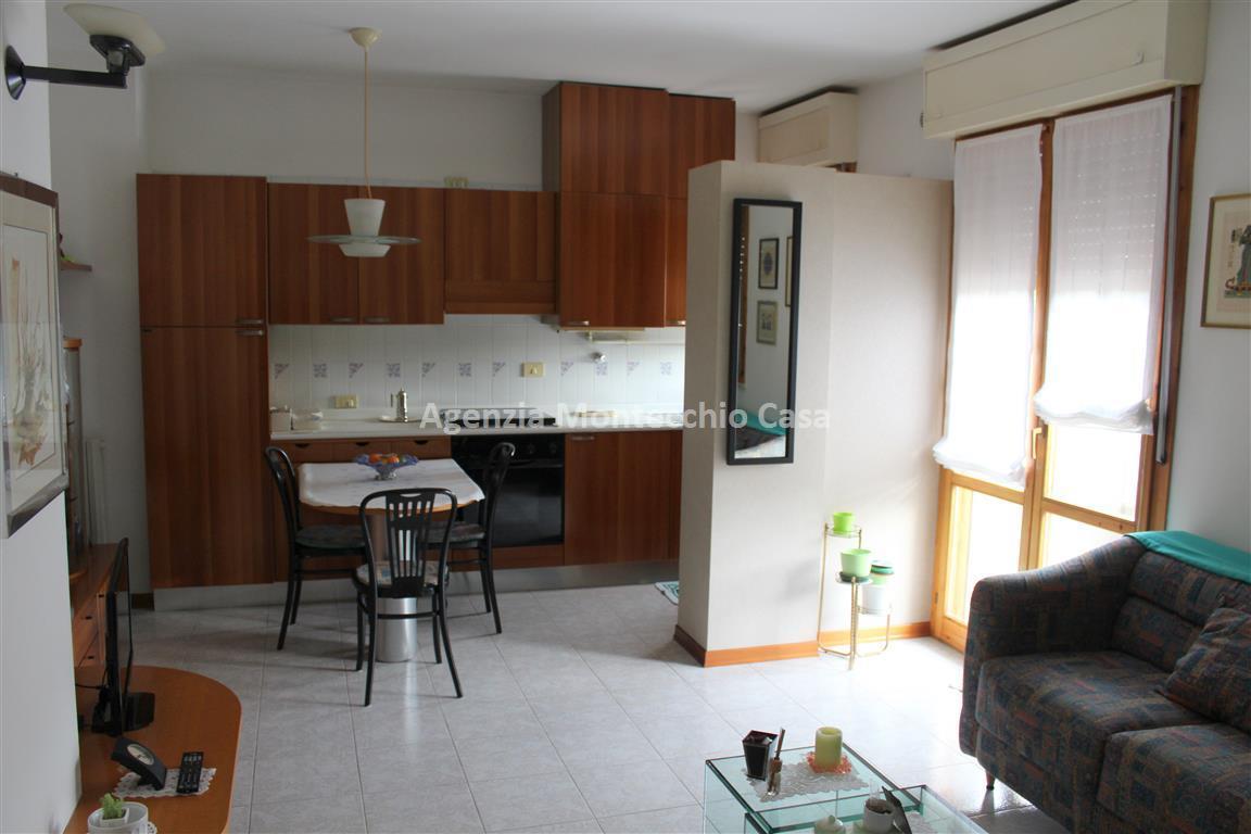  vallefoglia vendita quart:  agenzia montecchio casa