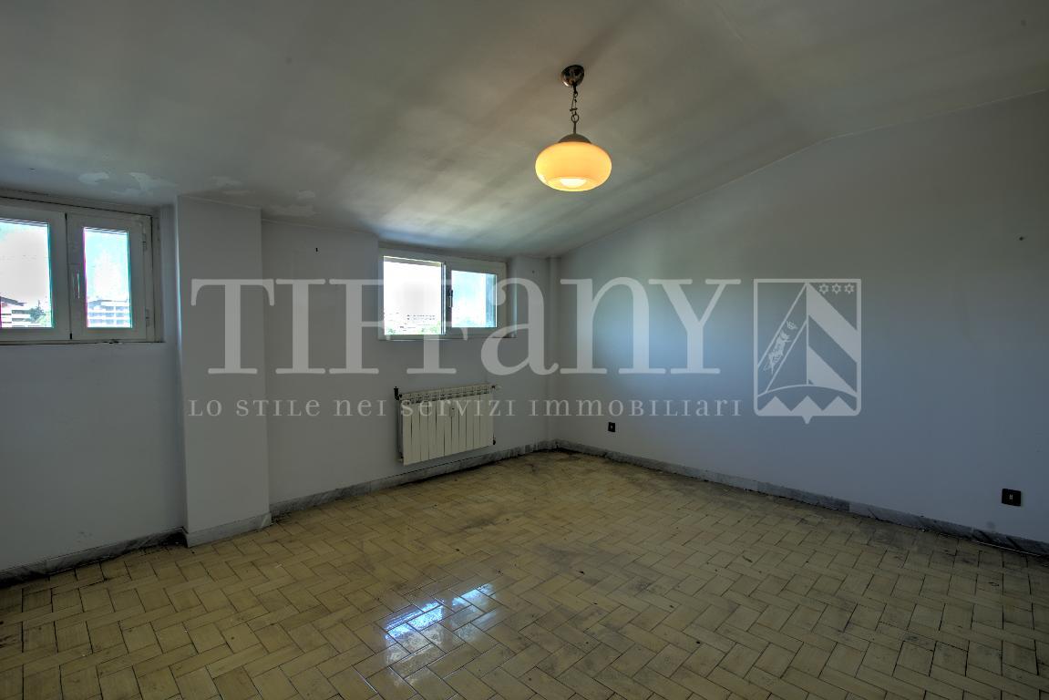  roma vendita quart: bufalotta tiffany-srl-studio-immobiliare