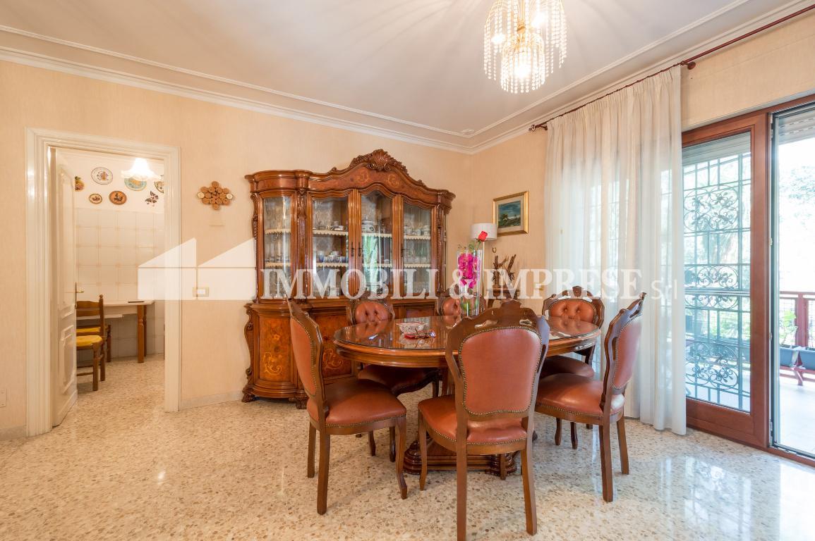 Appartamento ROMA vendita  LAURENTINA via mario rossi tancredi IMMOBILI & IMPRESE SRL