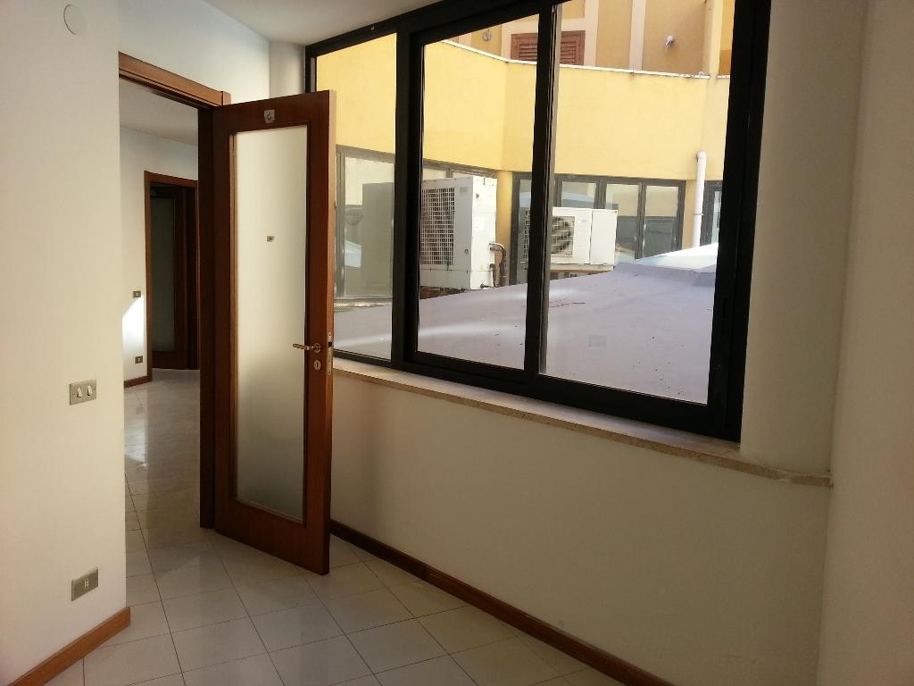 Ufficio - Loc.Com. AGRIGENTO affitto   Viale della Vittoria CANTAVENERA ROSARIO