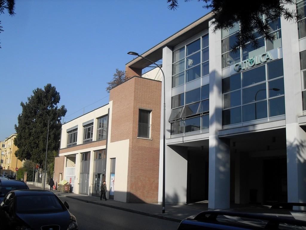  brescia vendita quart: via crocifissa di rosa ibs-casa-di-lumini-isacco