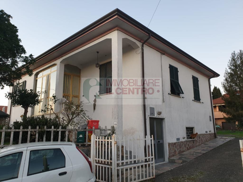 Villa Unifamiliare - Indipendente FOSDINOVO vendita    IL CENTRO IMMOBILIARE snc di Stefano Santi