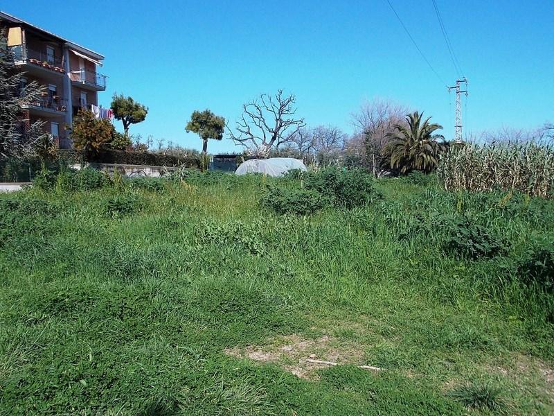 Terreno in vendita a Grottammare per commerciale