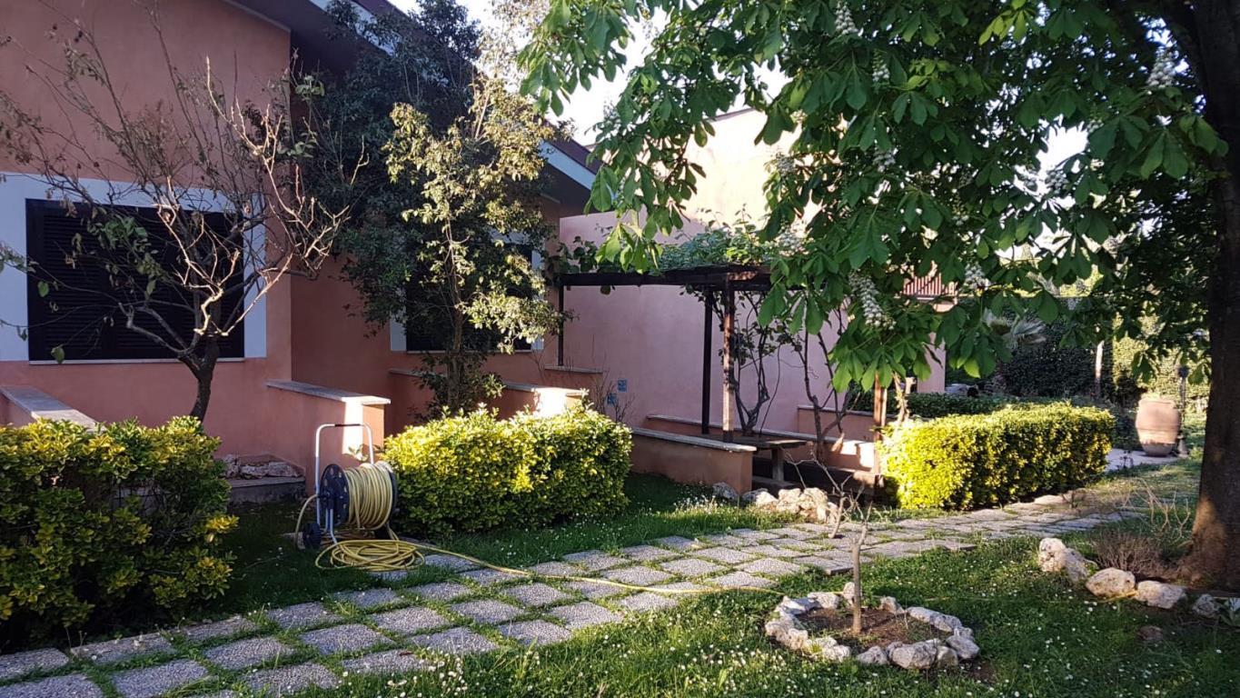 Villa ROMA vendita  OLGIATA strada c STATILIA IMMOBILIARE Srls