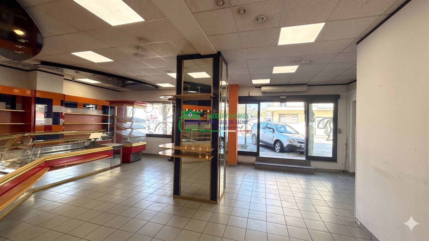 Locale Comm.le in Vendita