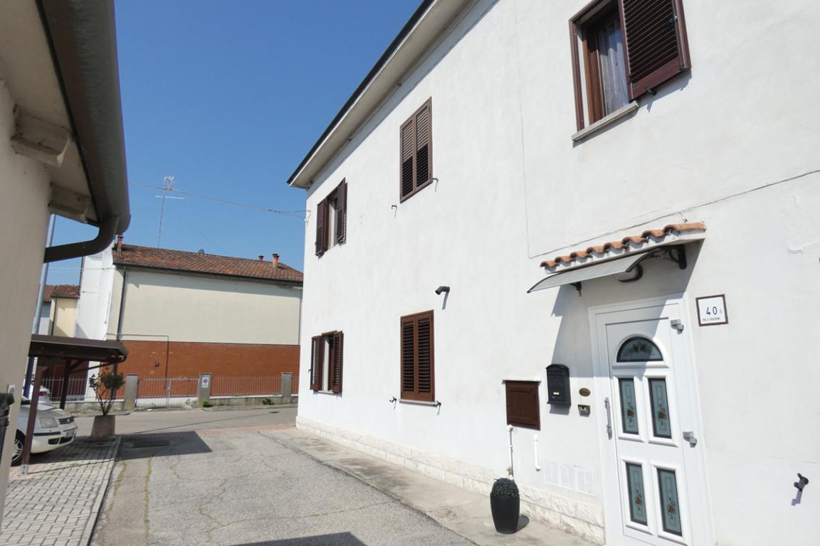  alfonsine vendita quart:  agenzia contarini