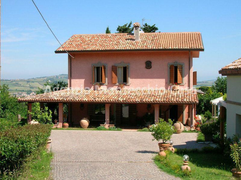Villa Unifamiliare - Indipendente MONTELABBATE vendita    Agenzia Montecchio Casa