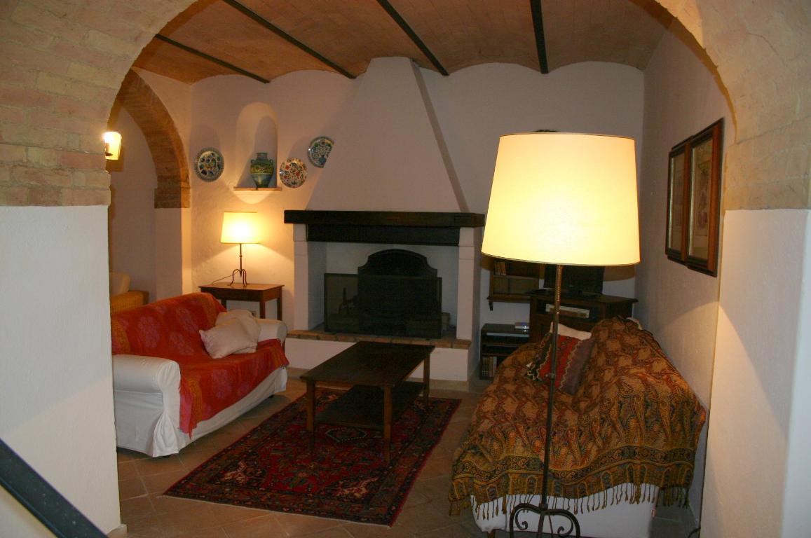 Villa Semi Indipendente BUONCONVENTO vendita    AGENZIA SIENA IMMOBILIARE DI MOSCADELLI LUCIA