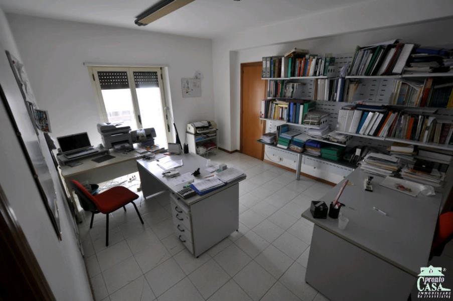 Ufficio in Affitto