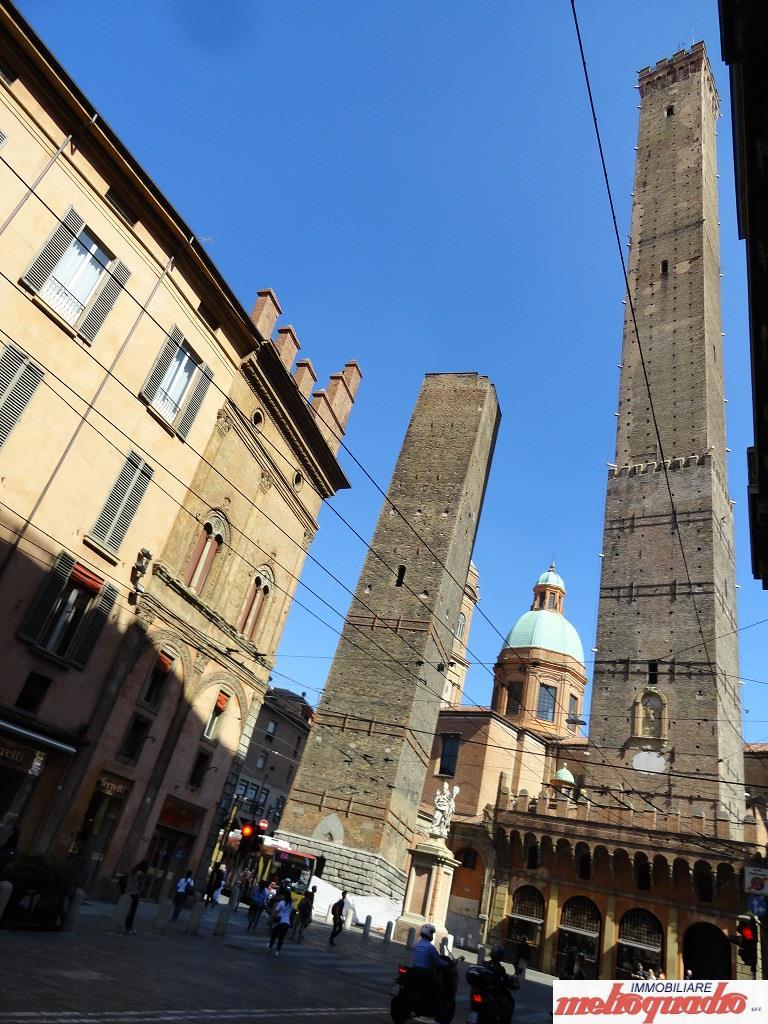 bologna vendita quart: centro storico metroquadro immobiliare srl