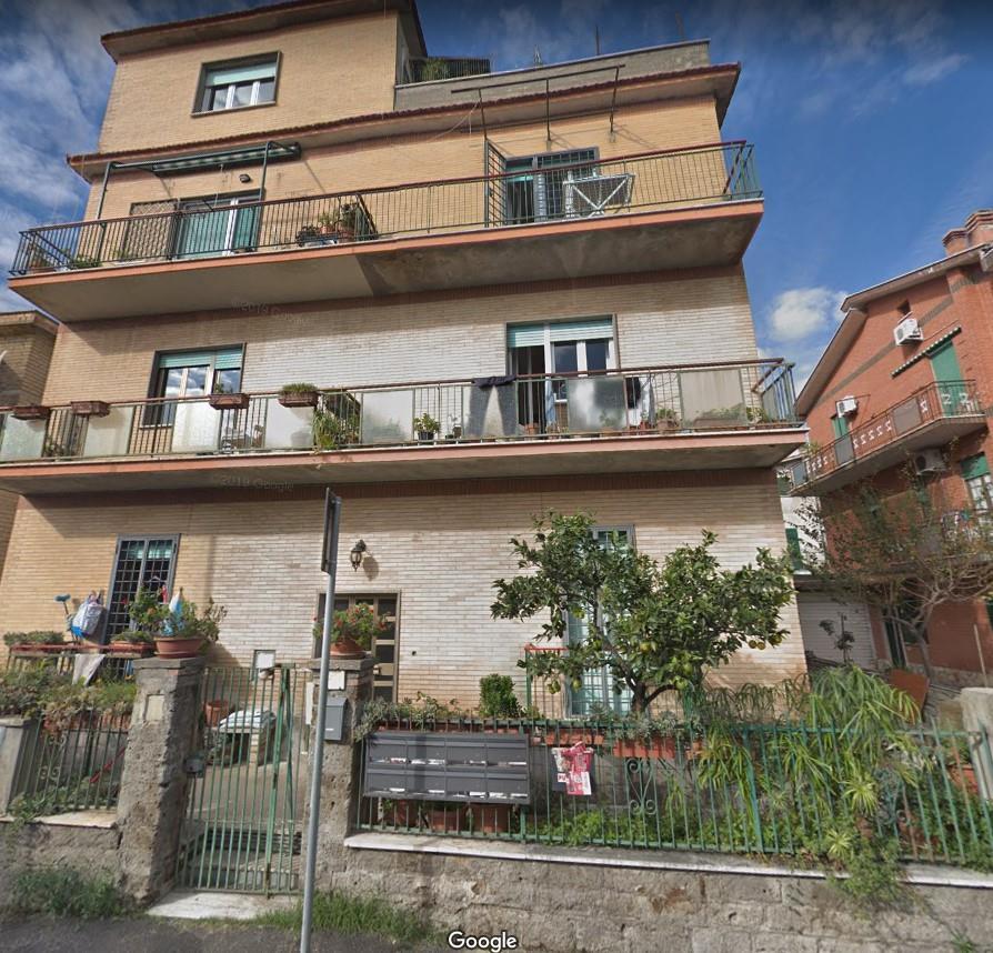  roma vendita quart: labaro la domus srl