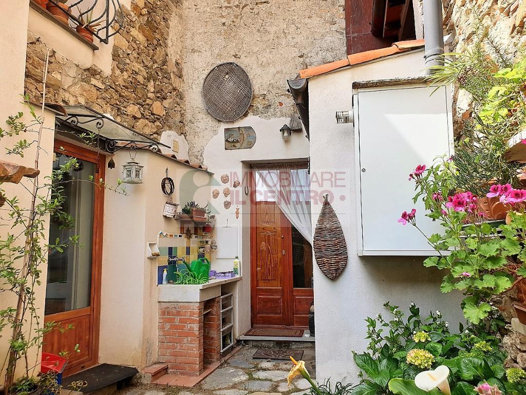Villa Semi Indipendente FOSDINOVO vendita    IL CENTRO IMMOBILIARE snc di Stefano Santi