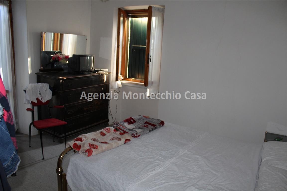 Villa Semi Indipendente MONTECALVO IN FOGLIA vendita    Agenzia Montecchio Casa