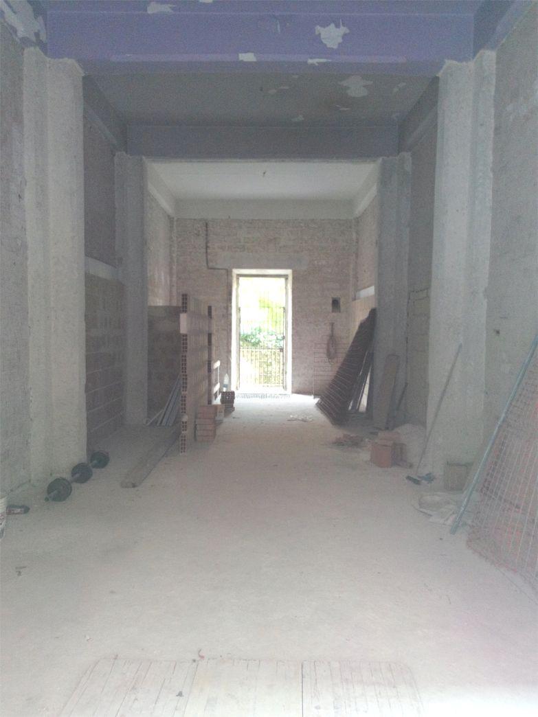 Negozio - Loc.Com. BARI vendita  MURAT via abate gimma Emma Cotugno Immobiliare