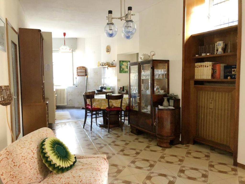 Villa Unifamiliare - Indipendente LIERNA vendita   Via Centrale Lisolago Servizi Immobiliari