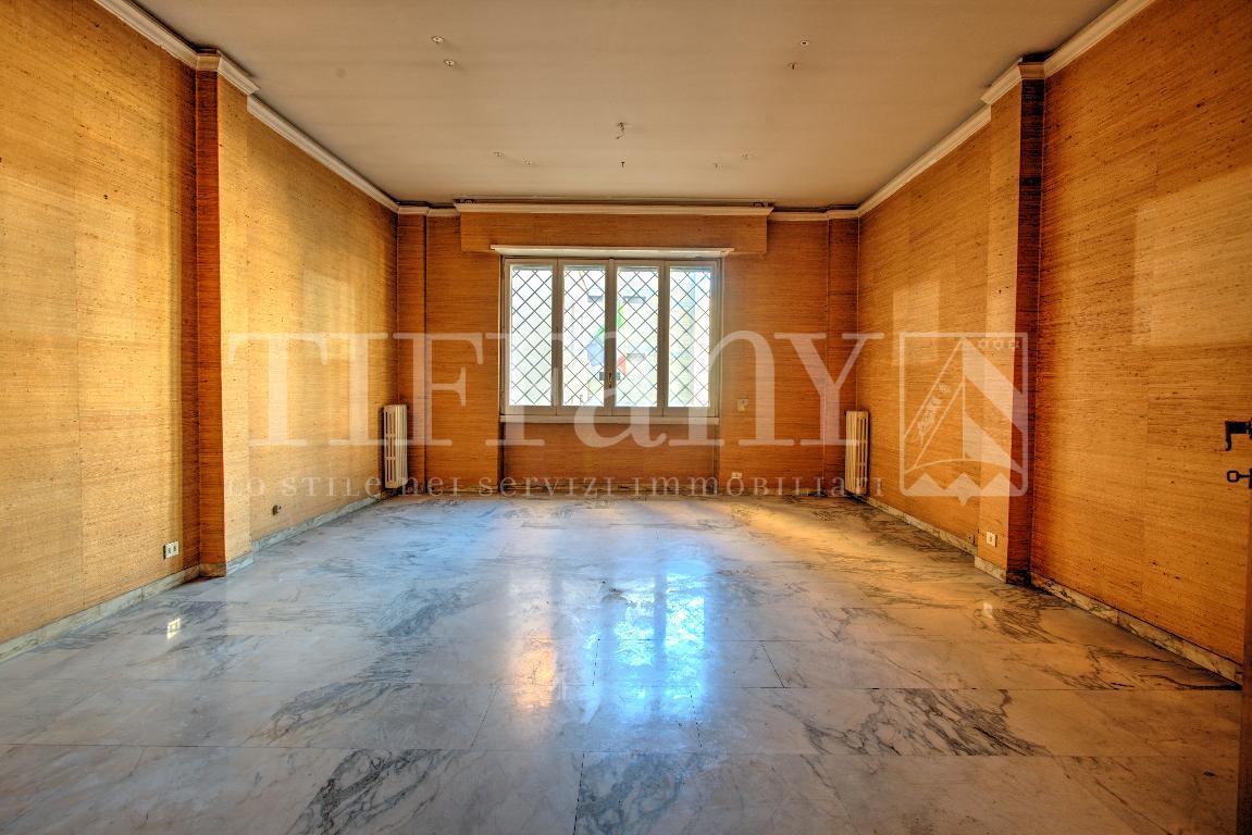 Ufficio - Loc.Com. ROMA vendita  FLAMINIO  Via Guidubaldo del Monte Tiffany Srl Studio Immobiliare