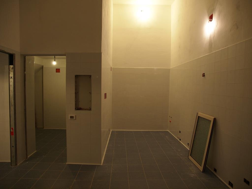Negozio - Loc.Com. PALERMO vendita  Centro storico VIa GIovanni Da Procida Punto Casa di Claudio Costantino
