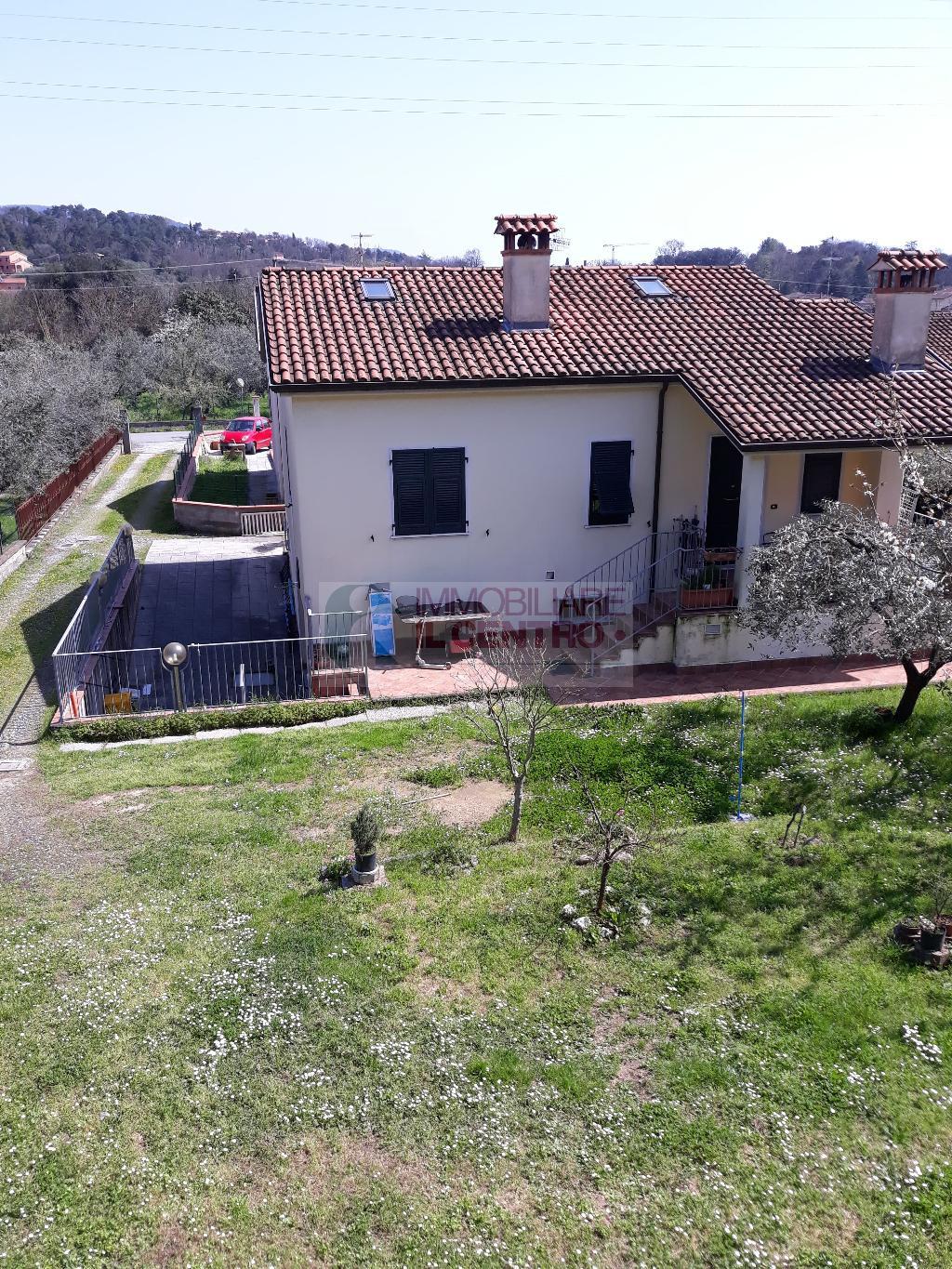  sarzana vendita quart:  il centro immobiliare snc di stefano santi