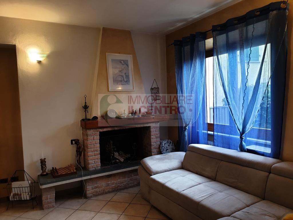 castelnuovo magra vendita quart:  il centro immobiliare snc di stefano santi