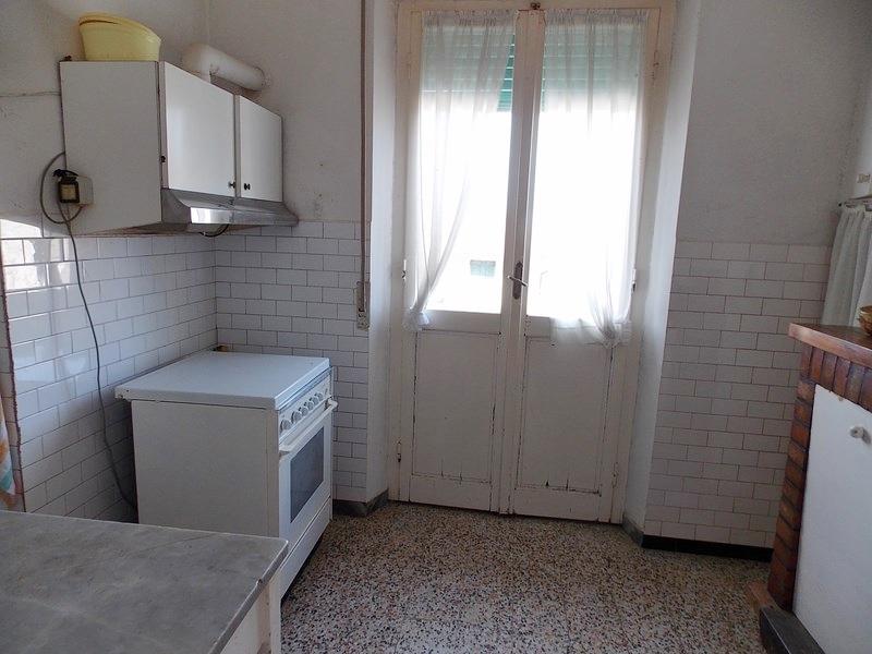 Casa indipendente in affitto a Cossignano con terreno