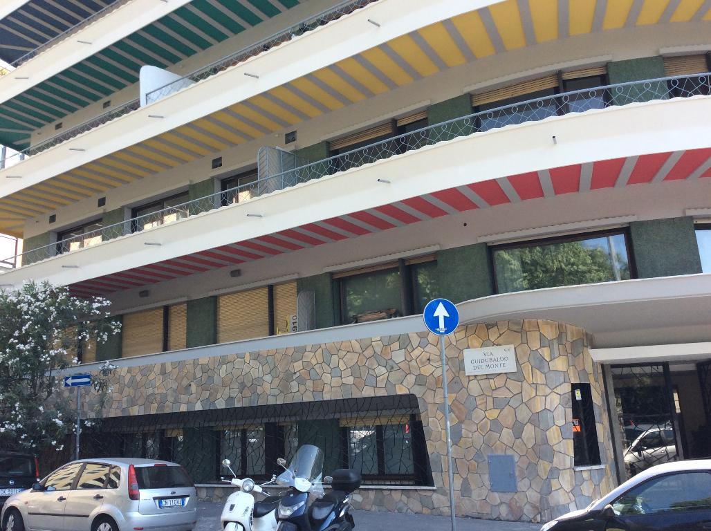 Ufficio - Loc.Com. ROMA vendita  PARIOLI  Guidubaldo del Monte IMMOBILI & IMPRESE SRL