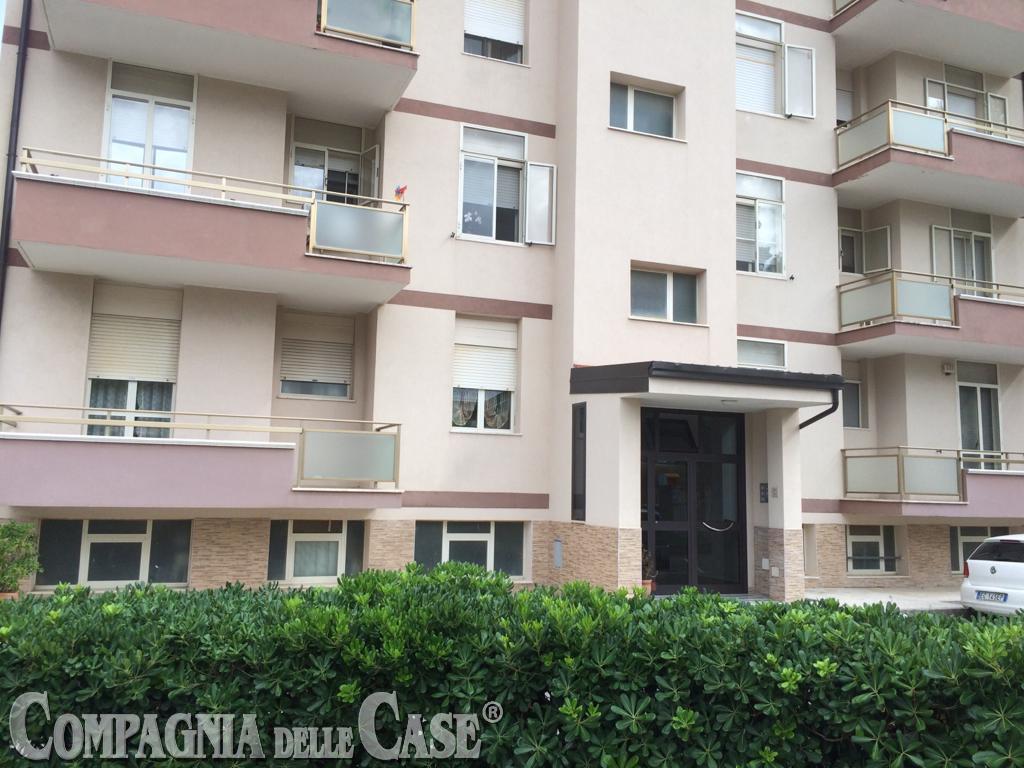  catanzaro vendita quart:  compagnia delle case real estate  srls