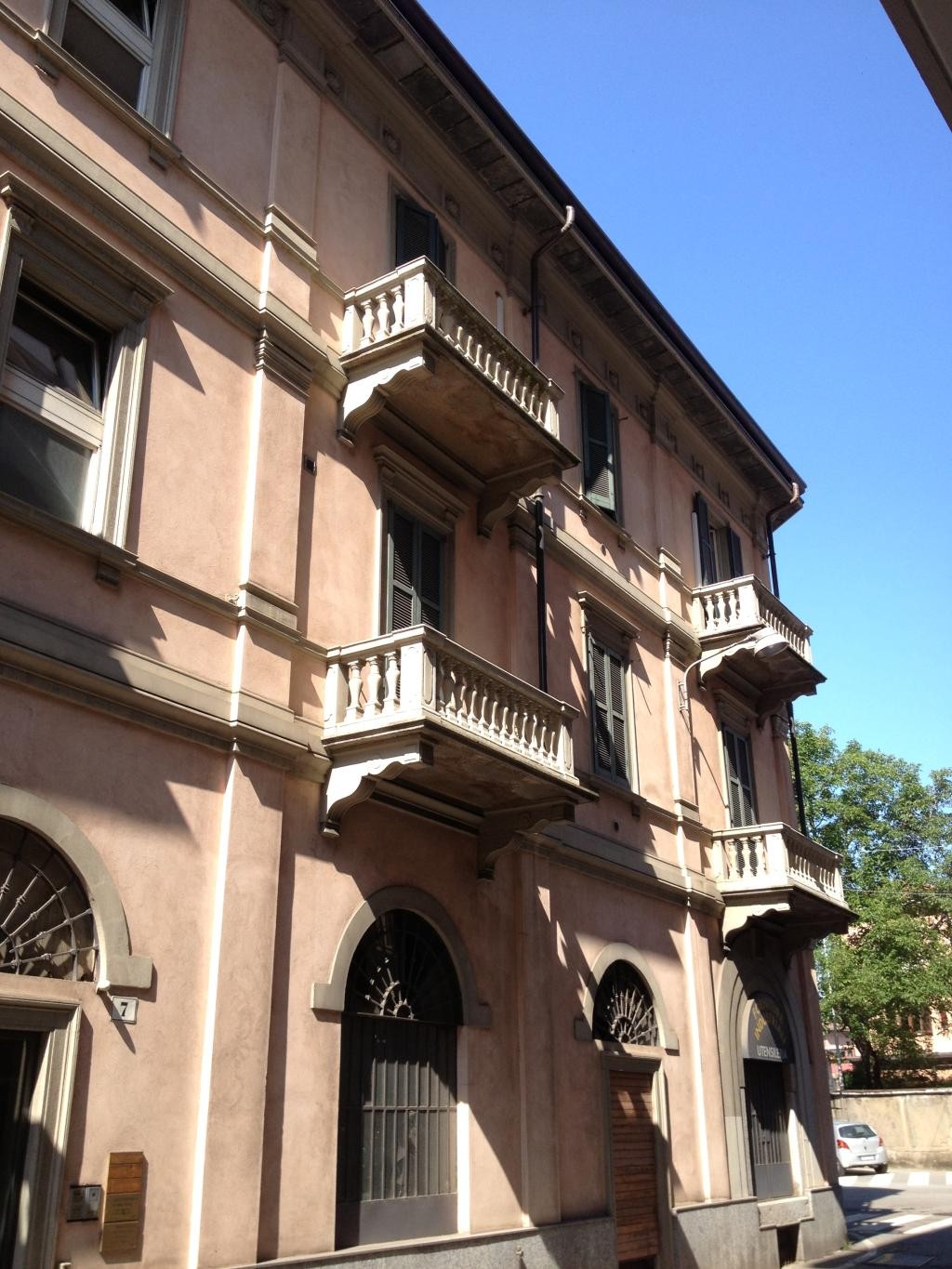  varese affitto quart:  byblos-real-estate