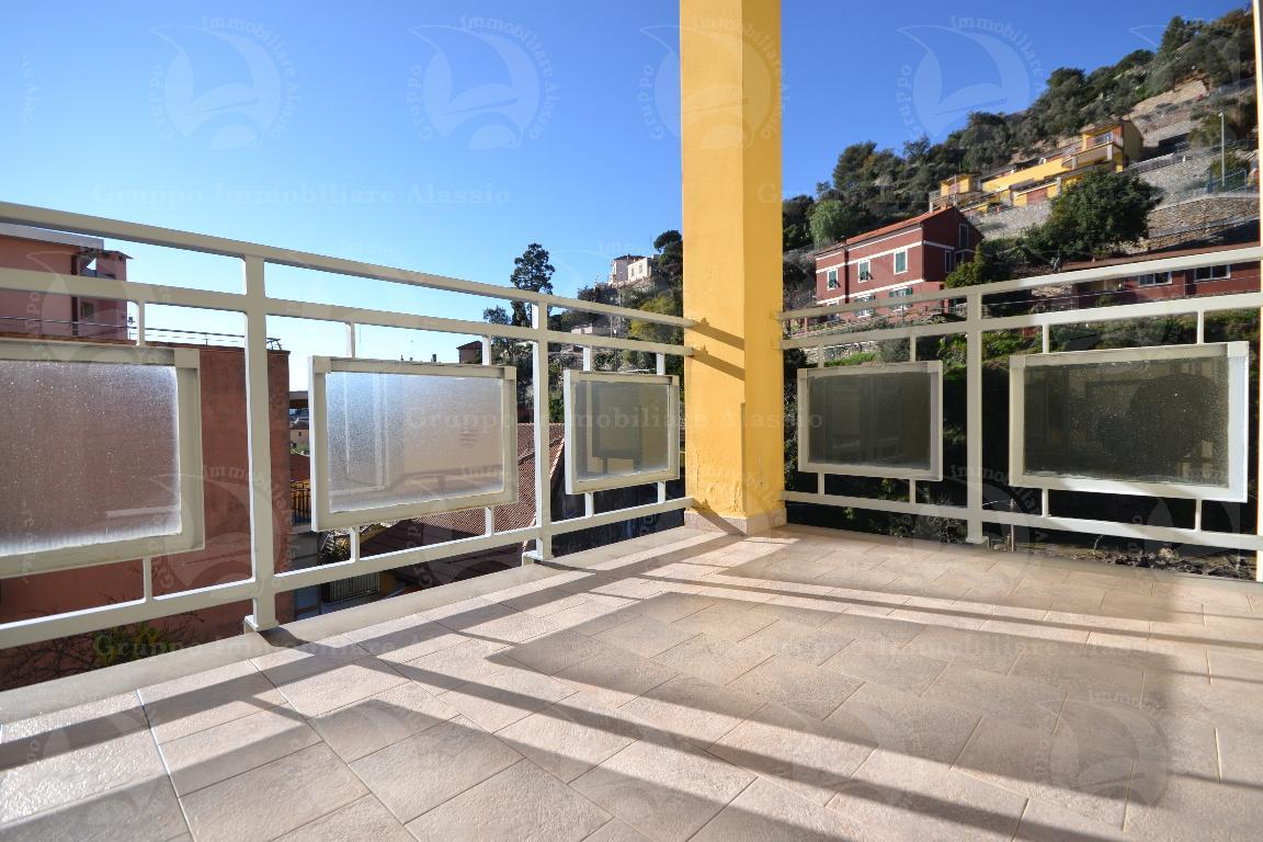 Appartamento ALASSIO vendita    Miramare Immobiliare