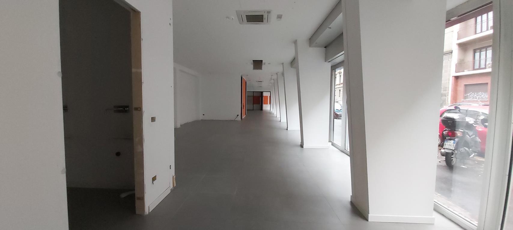 Negozio - Loc.Com. MILANO affitto  VERCELLI viale Coni Zugna DMV Real Estate
