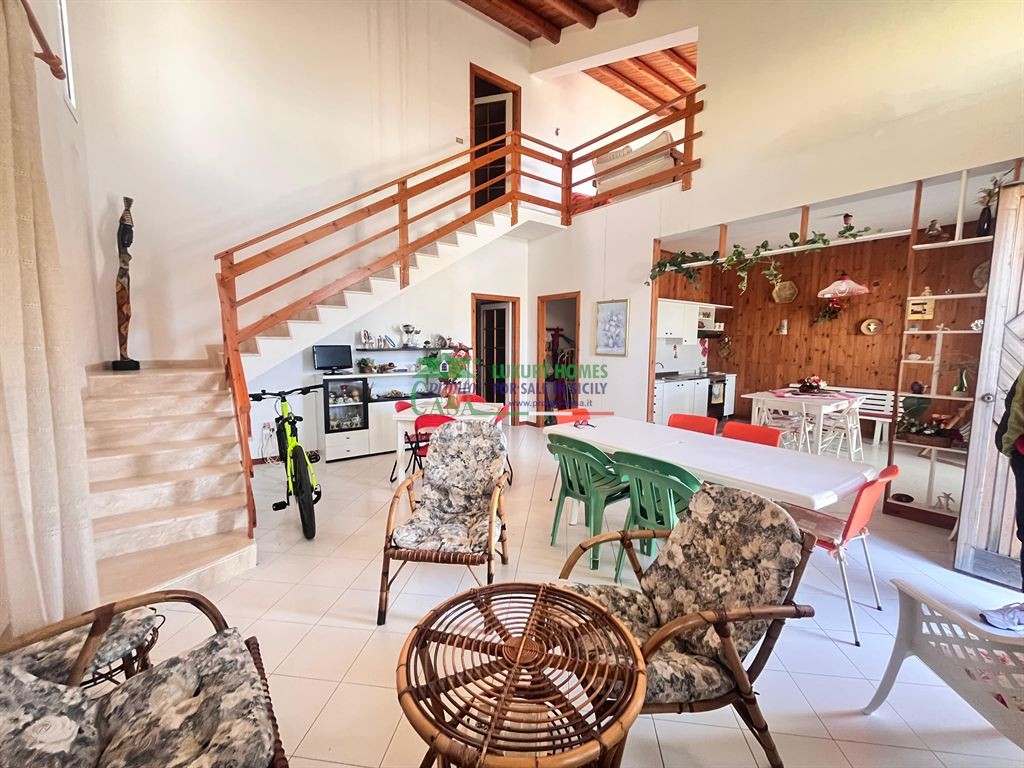 Villa in Vendita