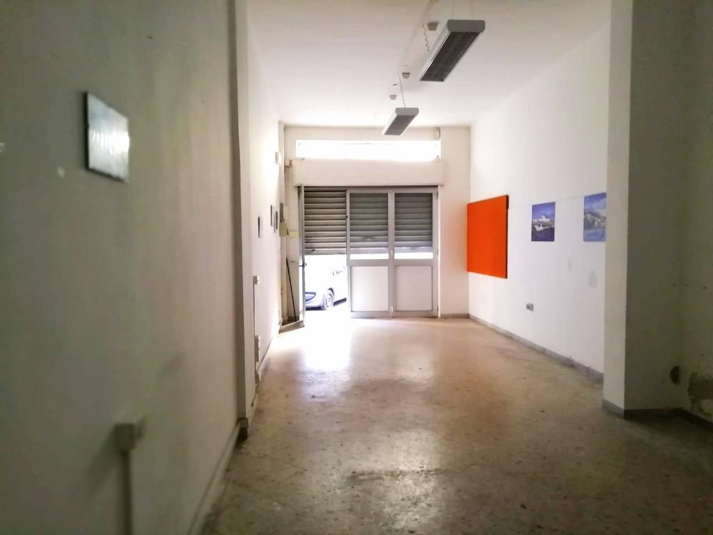 Negozio - Loc.Com. BARI vendita  LIBERTA