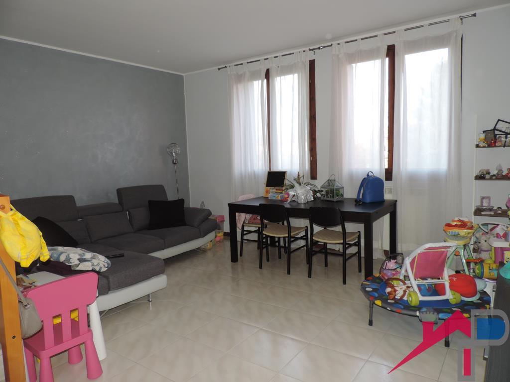 Appartamento BOTTANUCO vendita    Immobiliare Paola di Corona Paola