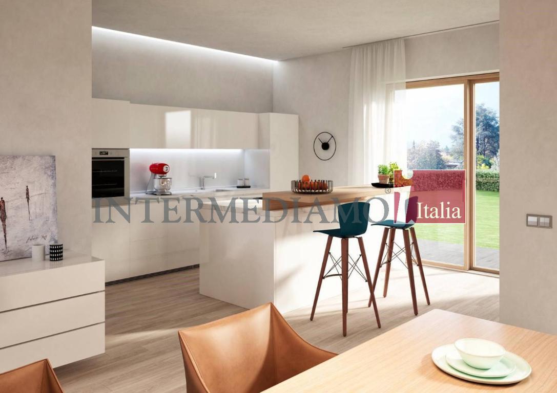  riva del garda vendita quart:  intermediamo italia