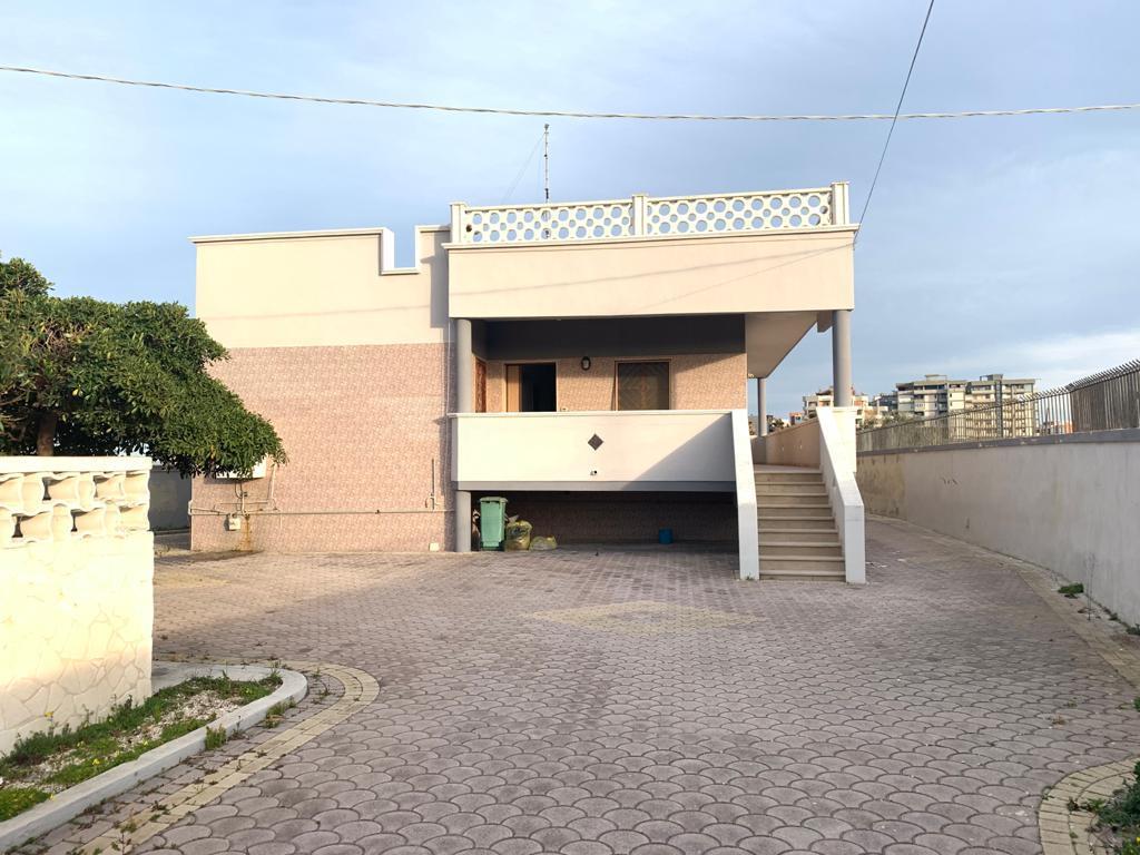  bari vendita quart: fesca prestige immobiliare srls