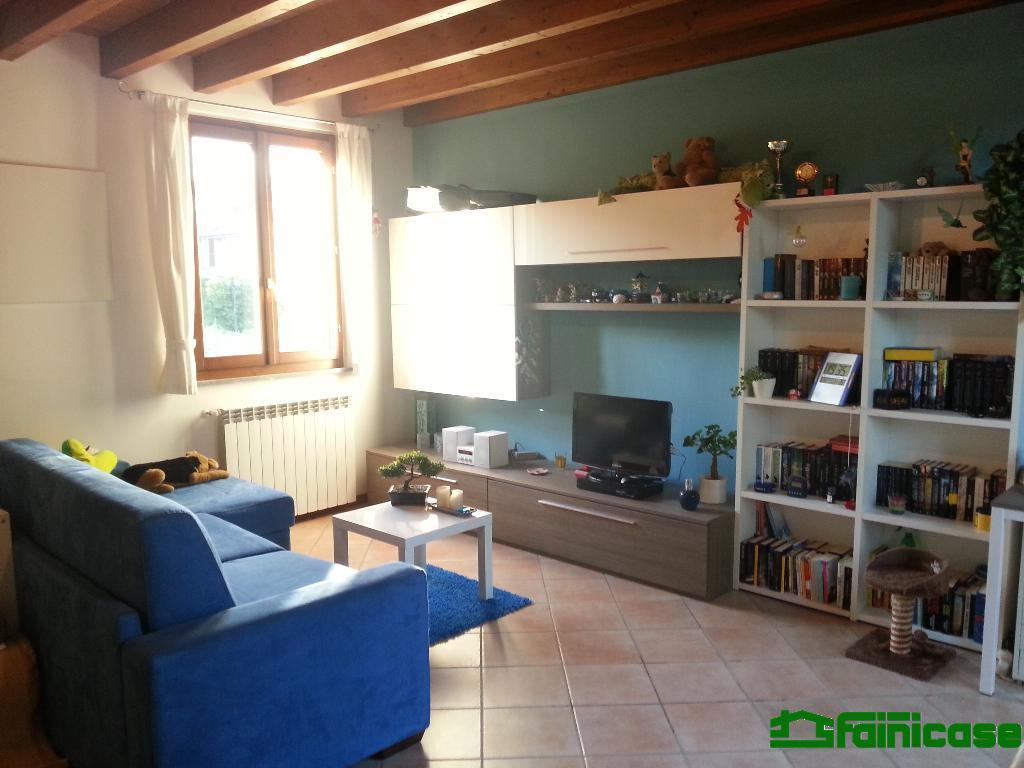  liscate vendita quart:  faini-case