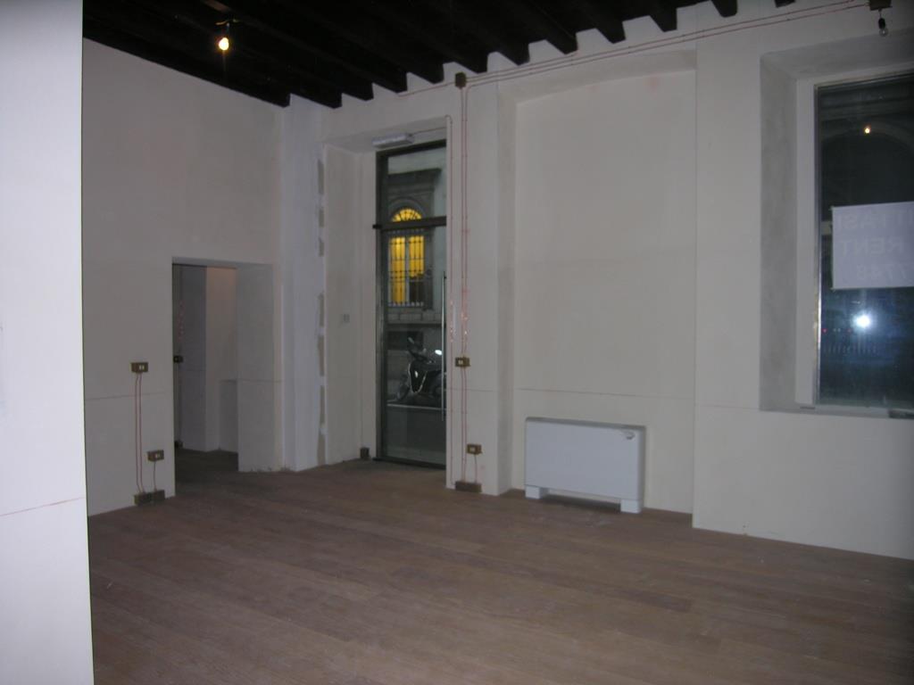 Negozio - Loc.Com. MILANO vendita  MONTENAPOLEONE Bigli Via VIVE SRL