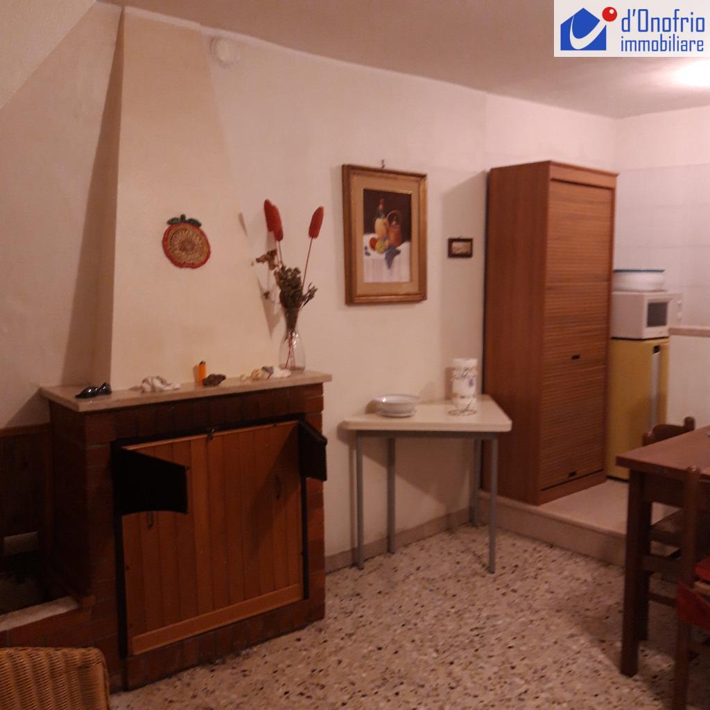 Villa Unifamiliare - Indipendente CAMPOBASSO vendita   VICO PENNINO STUDIO IMMOBILIARE  d