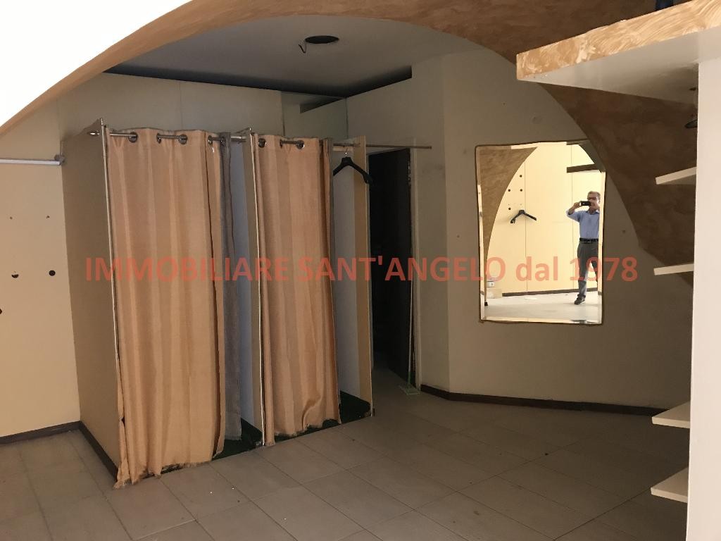 Negozio - Loc.Com. AGRIGENTO affitto   via atenea CANTAVENERA ROSARIO
