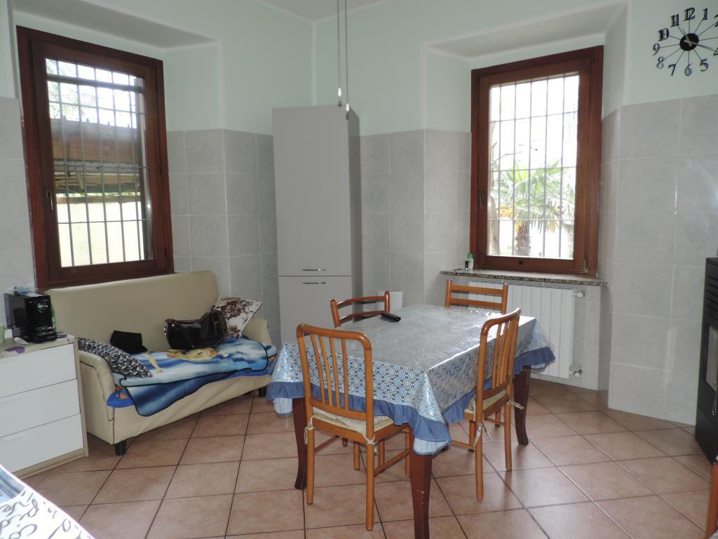 Villa CALOLZIOCORTE vendita    Immobiliare Paola di Corona Paola