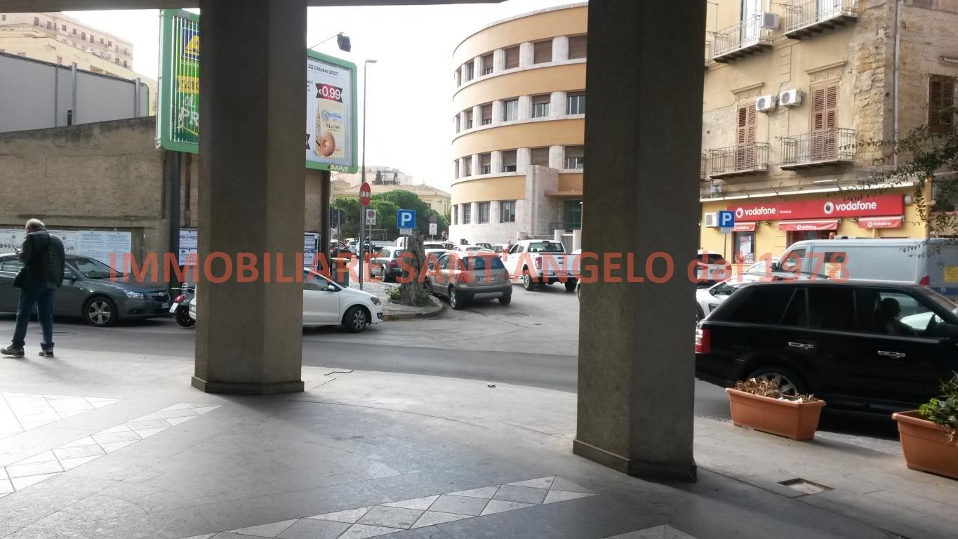 Negozio - Loc.Com. AGRIGENTO affitto   Piazzale Rosselli CANTAVENERA ROSARIO