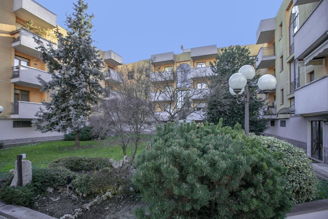  san-donato-milanese vendita quart:  olivimmobiliare-srl