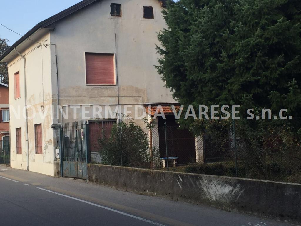 Villa Unifamiliare - Indipendente VENEGONO INFERIORE vendita   Via Mauceri NOVINTERMEDIA VARESE SNC