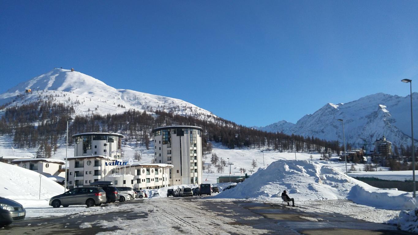 Appartamento SESTRIERE vendita   Via III Alpini  Condominio Zenit BIMAR SAS DI ROSSI IVANO & C.
