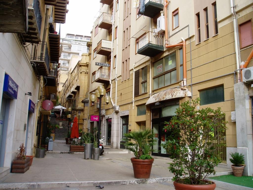 Ufficio - Loc.Com. AGRIGENTO affitto   Via Cesare Battista CANTAVENERA ROSARIO