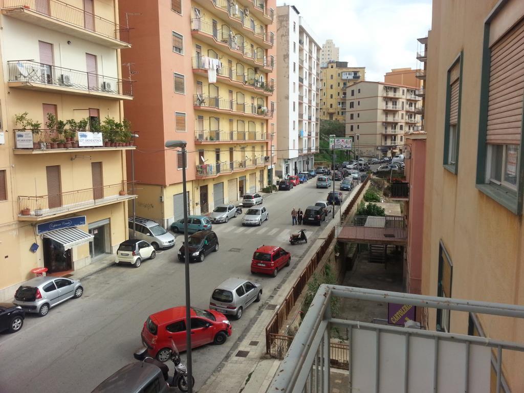 Appartamento AGRIGENTO vendita   via Dante CANTAVENERA ROSARIO