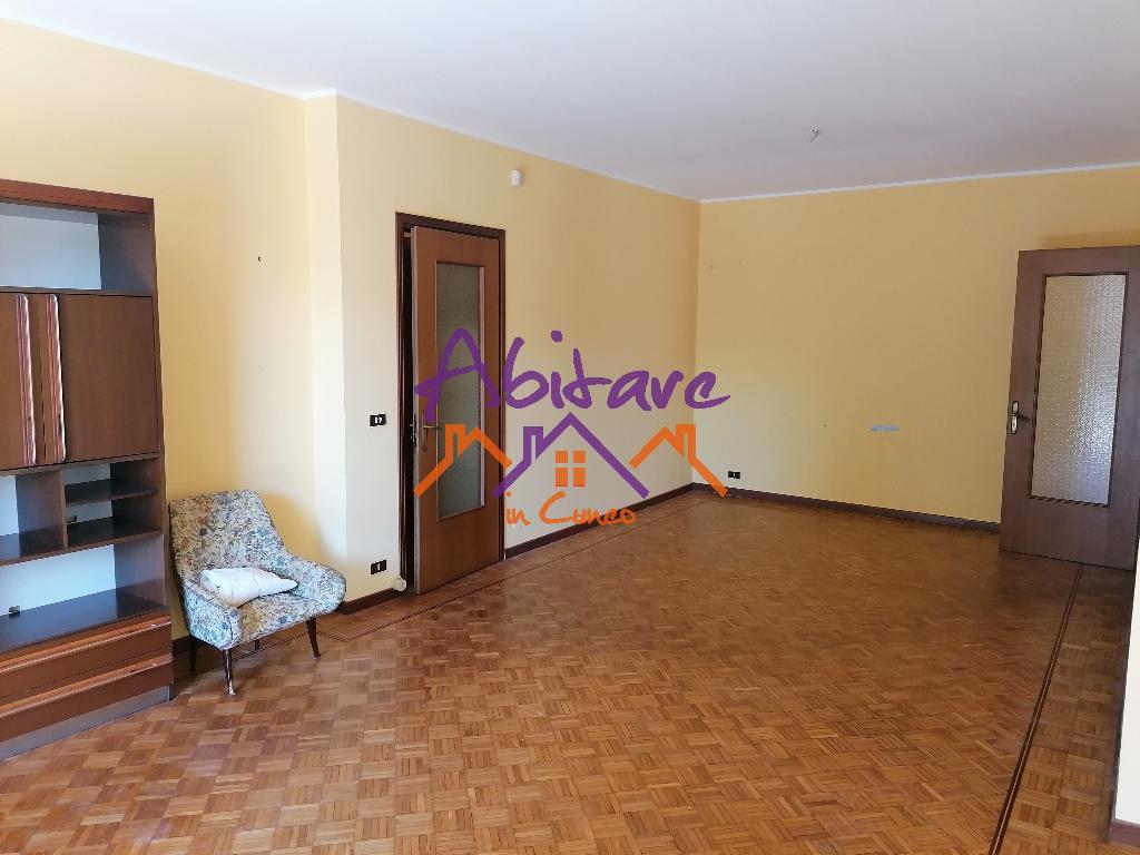 Appartamento DRONERO vendita   Piazza Papa Giovanni XXIII ABITARE 4 SAS
