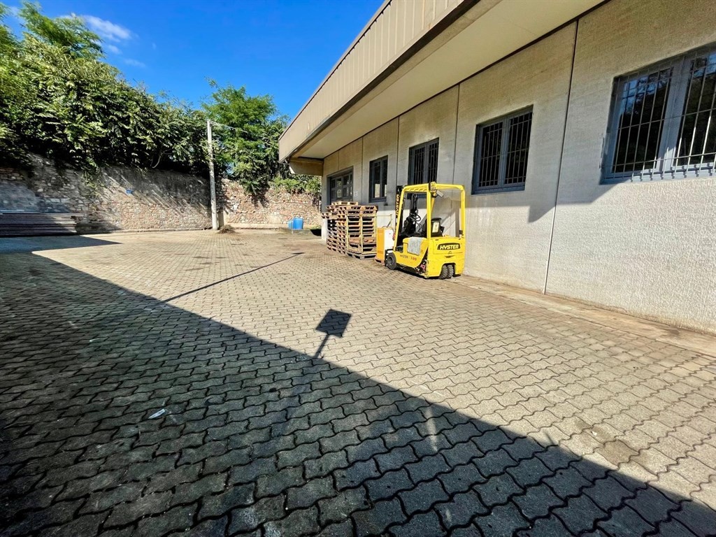 Affitto Laboratorio, Induno Olona