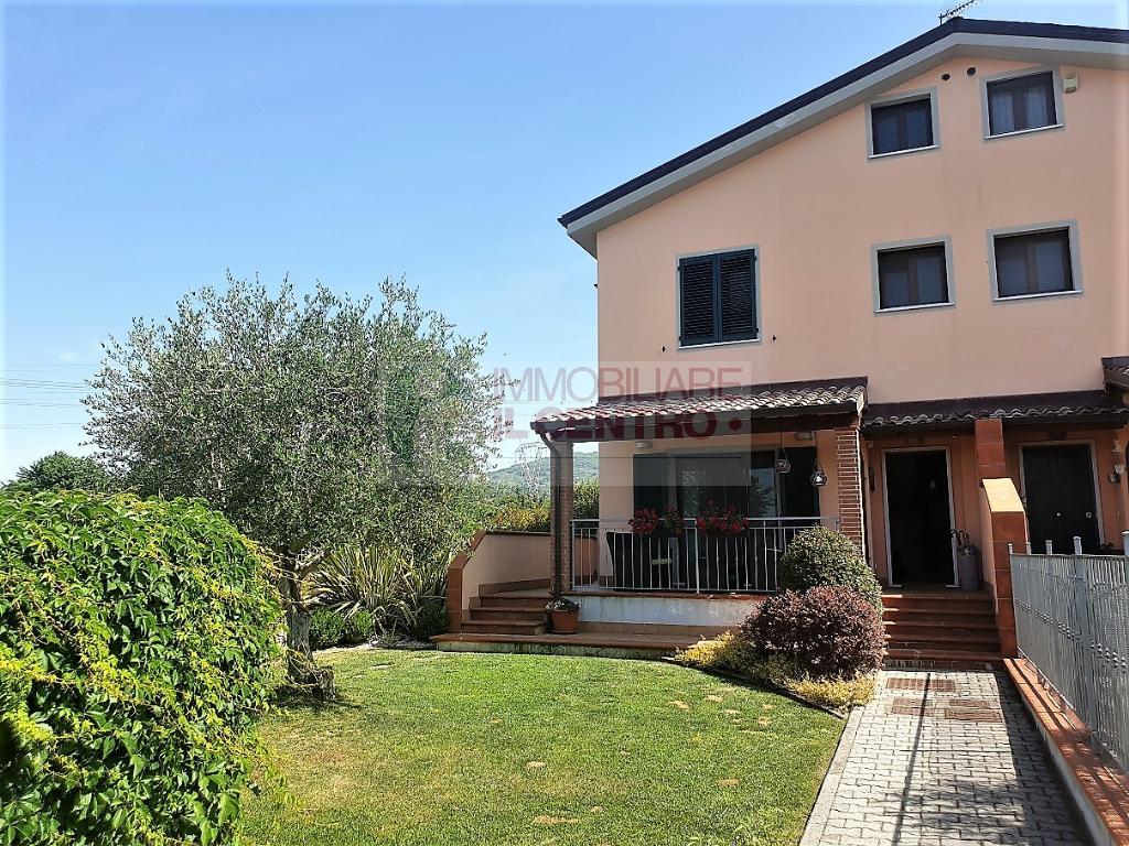  sarzana vendita quart:  il centro immobiliare snc di stefano santi